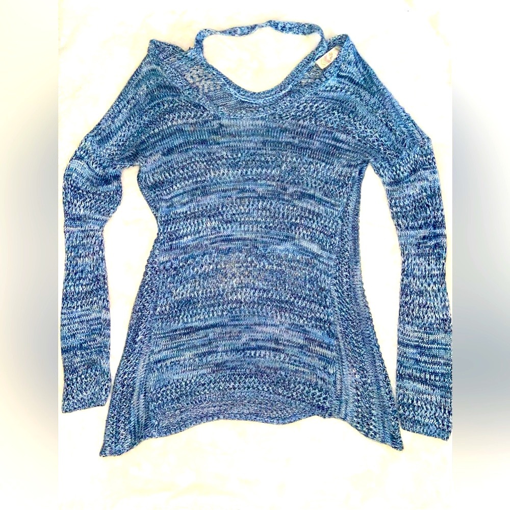 Pink Rose: Crochet long sleeve sweater, size medium